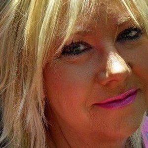 Meet your Posher, Toni